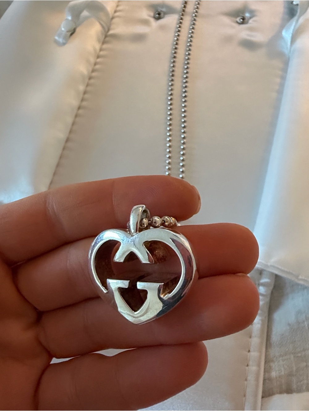 GUCCI Sterling Silver Beaded Heart Logo Pendant - Picture 8 of 13